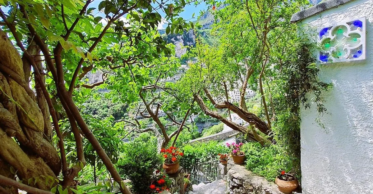 Lovely Amalfi Panoramic House With Garden Ferienhaus